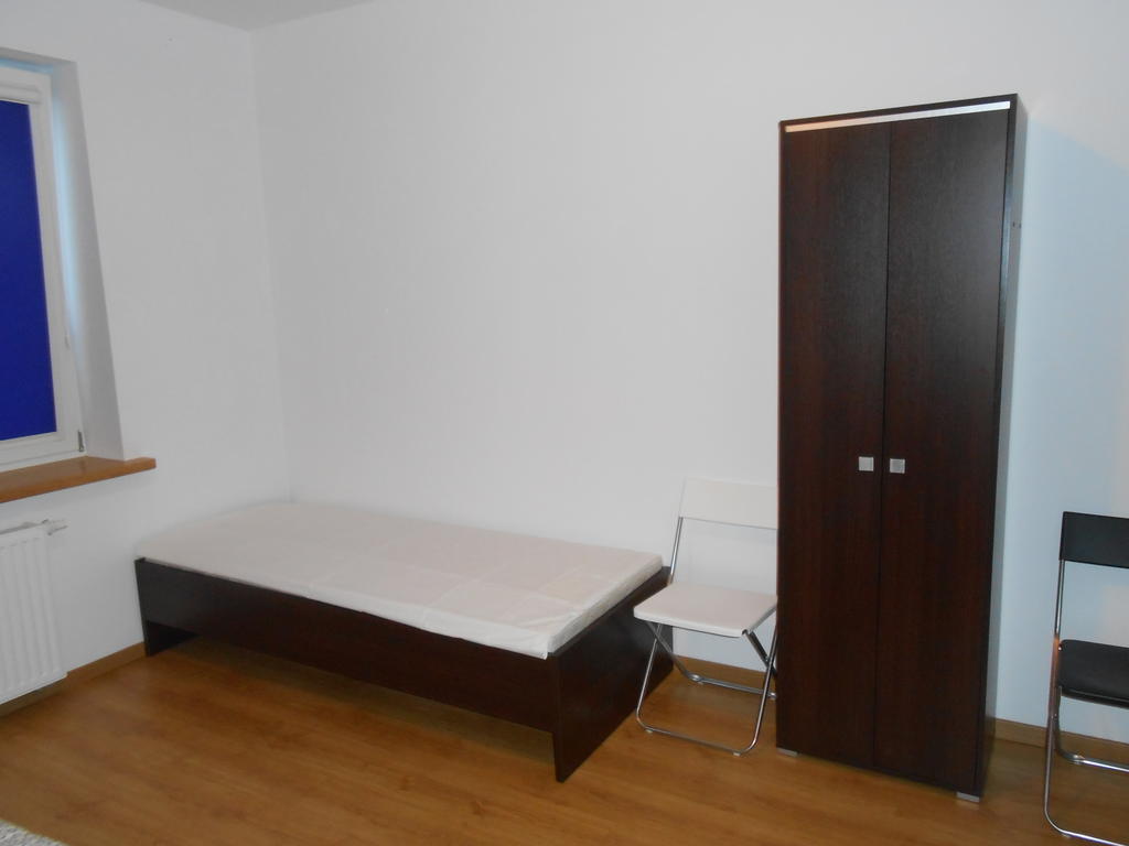 Lux Hostel - Z Prywatnymi Lazienkami กดิเนีย ห้อง รูปภาพ